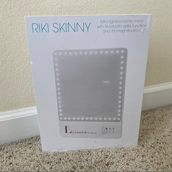 RIKI Accessories Riki Skinny Mini Lighted Vanity Mirror W Bluetooth
